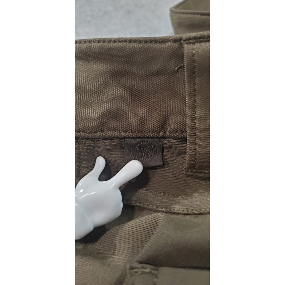 Lululemon Men's Classic‎ Fit Warpstreme Stretch Chino Pants Green - Picture 7 of 7